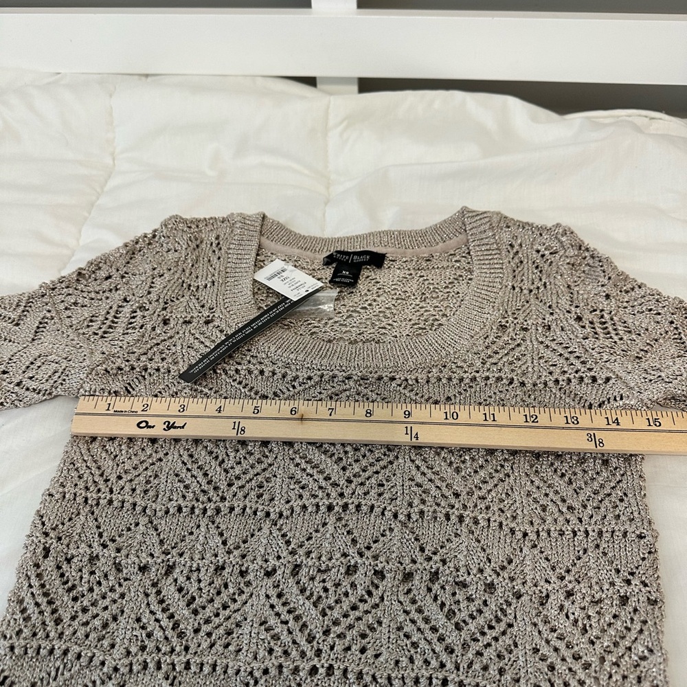 White House Black Market Open Knit Crochet Sweater Top XS Metallic Pearl Taupe - Picture 6 of 10